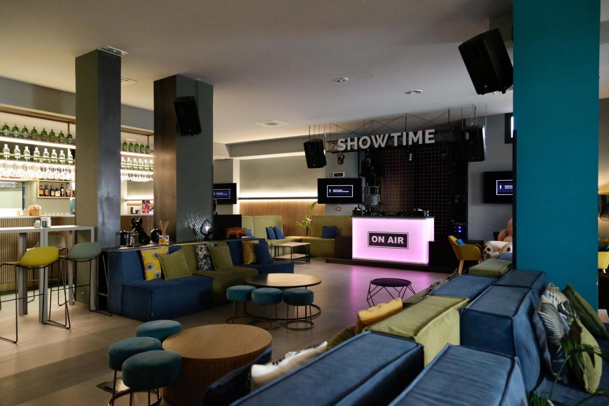 Arryvo Hotel 莱切 外观 照片