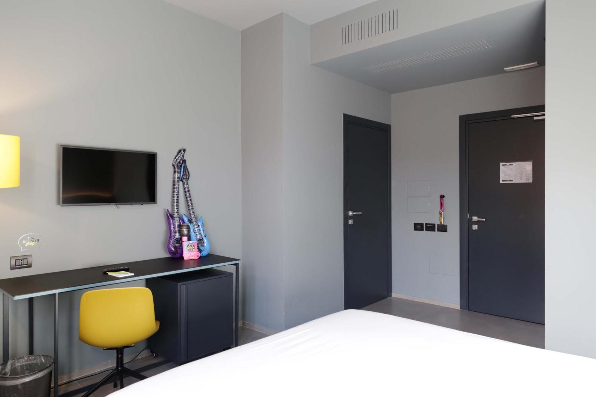 Arryvo Hotel 莱切 外观 照片